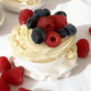 Bezy z bitą śmietaną - Torty Złote Gryfice Iwona Pasternak Karaś