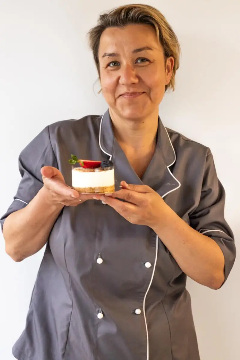 Iwona Pasternak karas Pracownia Cukiernicza Torty Złote