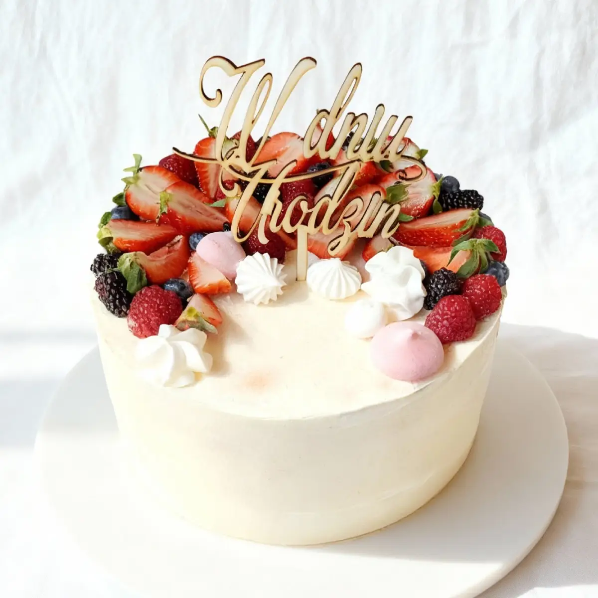 Tort urodzinowe, torty dla dzieci, torty komunijne, torty na walentynki, torty na chrzest, torty jubileuszowe,  – Pracownia Cukiernicza Torty Złote Iwona Pasternak Karaś